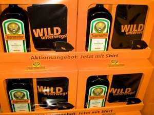 Jägermeister mit Shirt