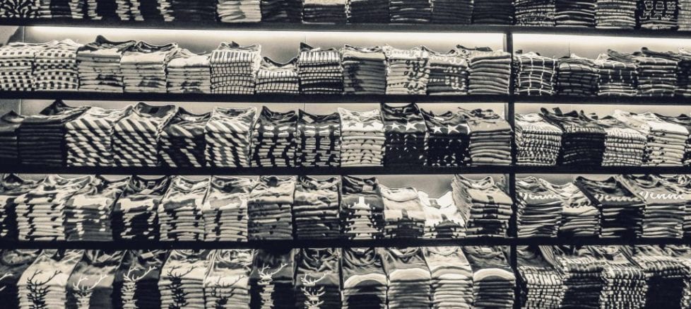 t-shirts-2731768_1920